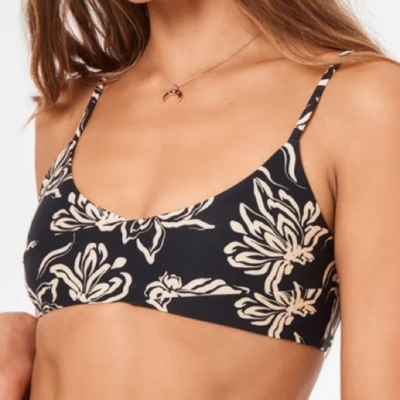 l*space Other - l*space Printed High Tide Bikini Top. Size Medium. New With Tags.